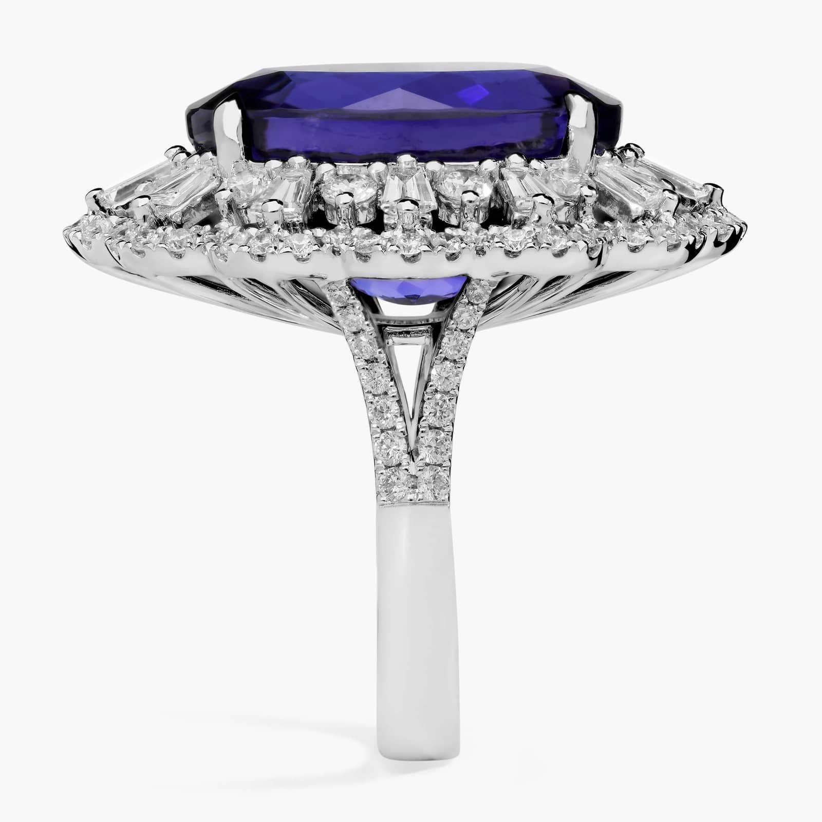 Oval Shaped Tanzanite